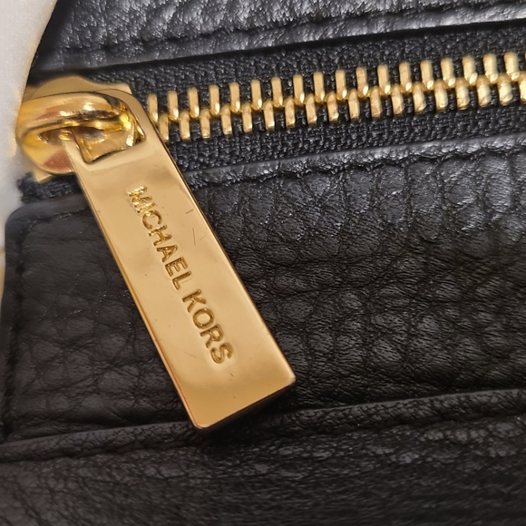 Michael by Michael Kors Black Pebbled Leather Expandable Tote Handbag - Picture 14 of 15